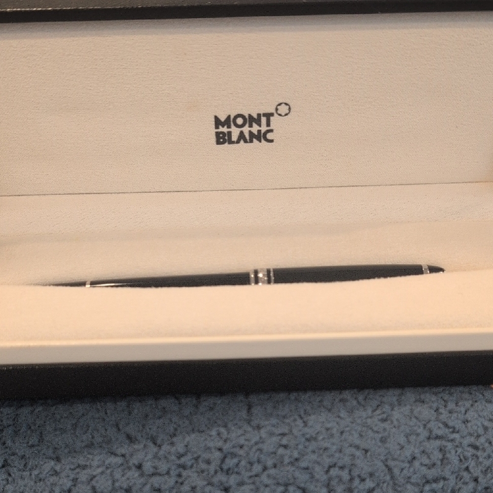 Montblanc Black Pen